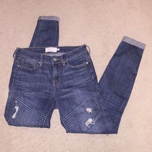 Kendall and Kylie skinny jeans